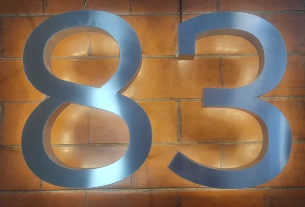Numeros Acero Inoxidable 05
