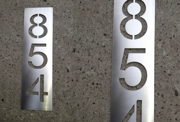 Numeros Acero Inoxidable 08
